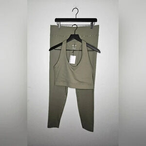BANDIER All Access Athletic Bundle Size 2X Sports Bra and Legging in Green NWT